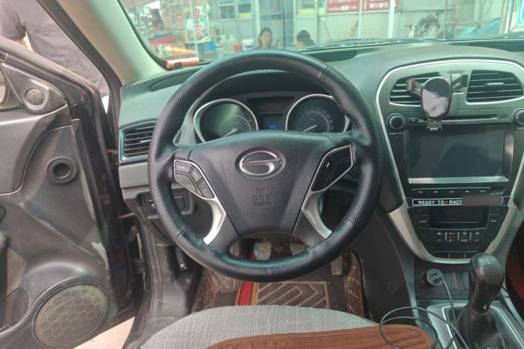 Used GAC Trumpchi GS5 2012 2.0L Manual Two-Wheel Drive Elite Edition Steering Wheel