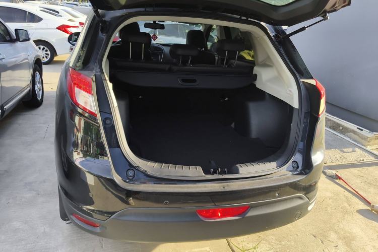 Used GAC Trumpchi GS5 2012 2.0L Automatic Two-Wheel Drive Anniversary Edition Trunk