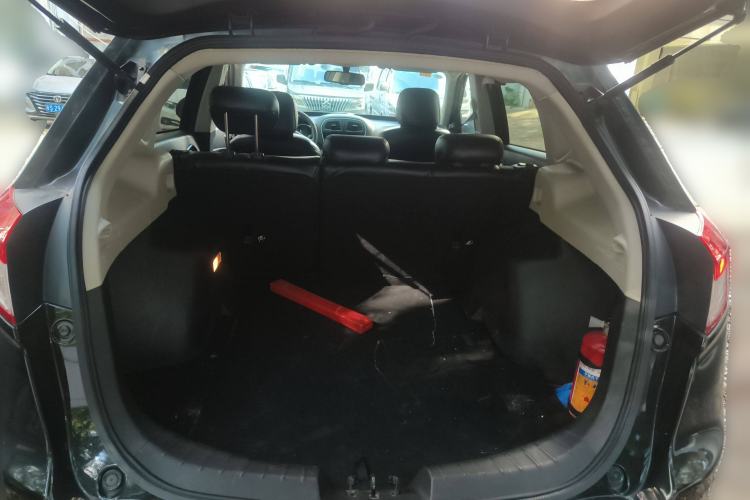 Used GAC Trumpchi GS5 2012 2.0L Manual Two-Wheel Drive Comfort Edition Trunk
