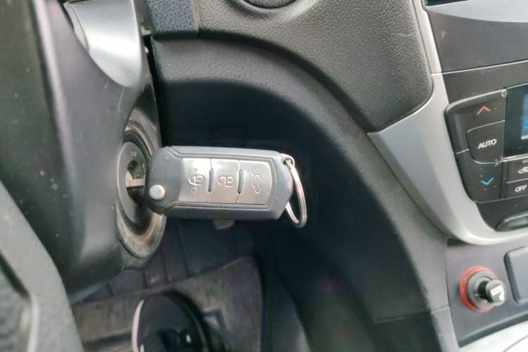 Used GAC Trumpchi GS5 2012 2.0L Manual Two-Wheel Drive Comfort Edition Vehicle Key