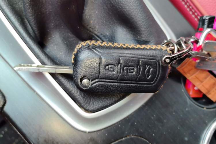 Used GAC Trumpchi GS5 2012 2.0L Manual Two-Wheel Drive Elite Edition Vehicle Key