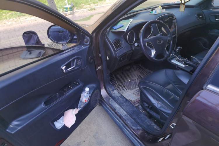 Used GAC Trumpchi GS5 2012 2.0L Automatic Two-Wheel Drive Anniversary Edition Driver Seat
