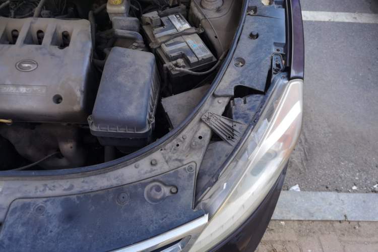 Used GAC Trumpchi GS5 2012 2.0L Automatic Two-Wheel Drive Anniversary Edition Engine Bay Left