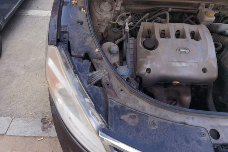 Used GAC Trumpchi GS5 2012 2.0L Automatic Two-Wheel Drive Anniversary Edition Engine Bay Right