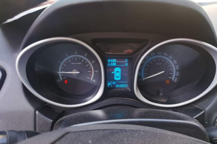 Used GAC Trumpchi GS5 2012 2.0L Automatic Two-Wheel Drive Anniversary Edition Instrument Cluster