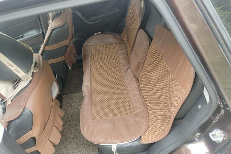 Used GAC Trumpchi GS5 2012 2.0L Automatic Two-Wheel Drive Anniversary Edition Left Rear Seat