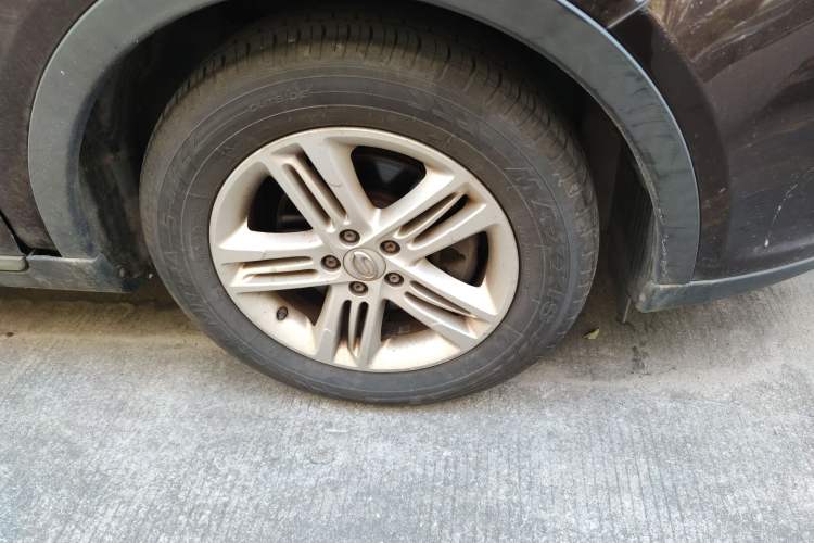 Used GAC Trumpchi GS5 2012 2.0L Automatic Two-Wheel Drive Anniversary Edition Right Front Wheel Hub