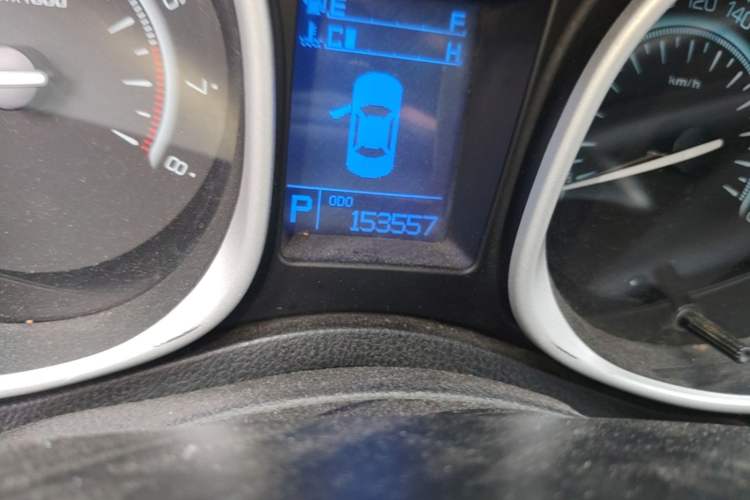 Used GAC Trumpchi GS5 2012 2.0L Automatic Two-Wheel Drive Anniversary Edition Odometer Close Up