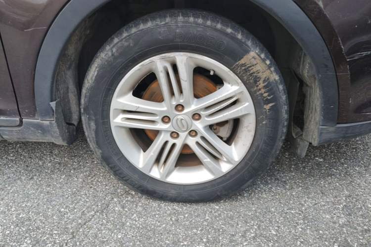 Used GAC Trumpchi GS5 2012 2.0L Automatic Two-Wheel Drive Anniversary Edition Right Front Wheel Hub