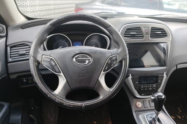 Used GAC Trumpchi GS5 2012 2.0L Automatic Two-Wheel Drive Anniversary Edition Steering Wheel