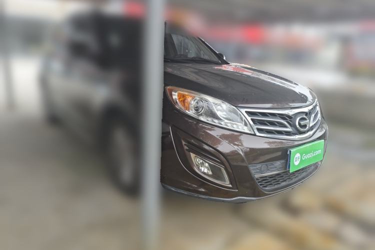 Used GAC Trumpchi GS5 2012 2.0L Automatic Two-Wheel Drive Anniversary Edition Front Right 45 Deg
