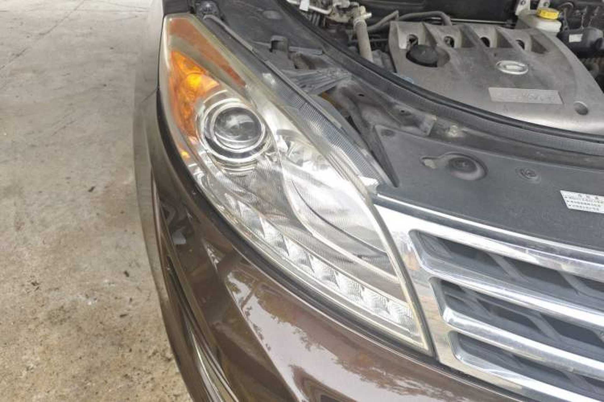 Used GAC Trumpchi GS5 2012 2.0L Automatic Two-Wheel Drive Anniversary Edition Right Front Headlight