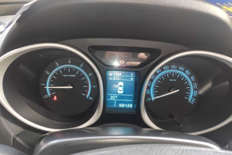Used GAC Trumpchi GS5 2012 2.0L Manual Two-Wheel Drive Comfort Edition Instrument Cluster