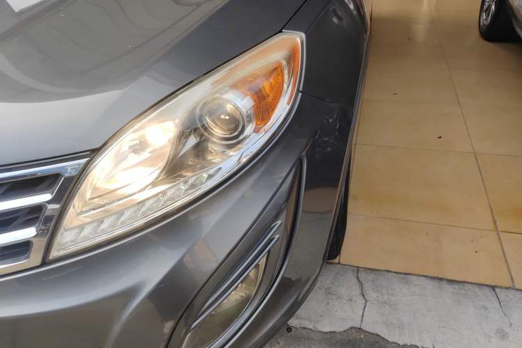 Used GAC Trumpchi GS5 2012 2.0L Manual Two-Wheel Drive Comfort Edition Left Front Headlight