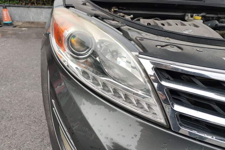 Used GAC Trumpchi GS5 2012 2.0L Manual Two-Wheel Drive Comfort Edition Right Front Headlight