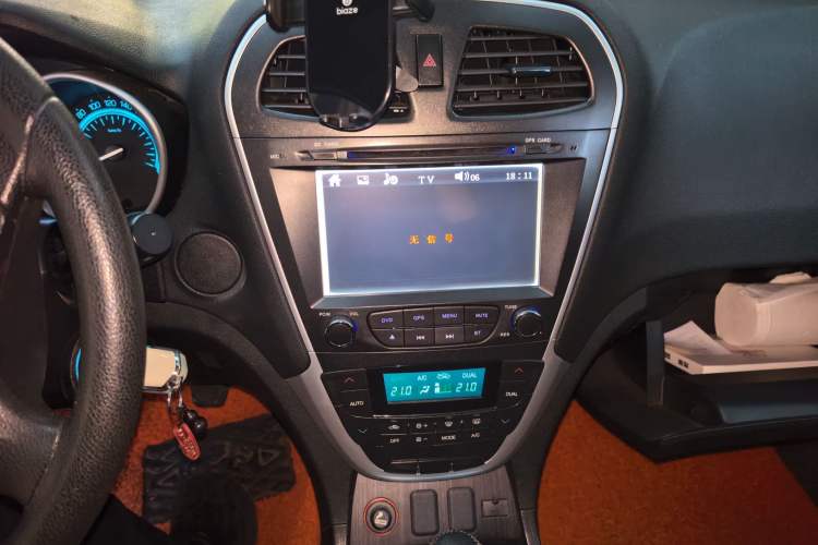 Used GAC Trumpchi GS5 2012 2.0L Manual Two-Wheel Drive Elite Edition Audio And AC Panel