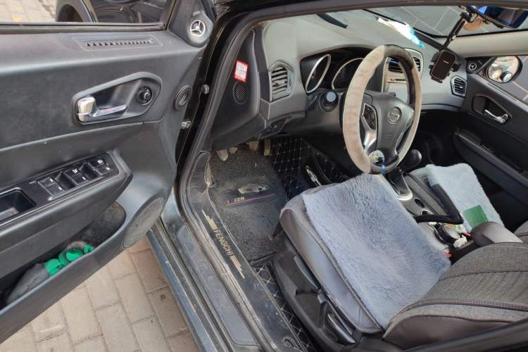 Used GAC Trumpchi GS5 2012 2.0L Manual Two-Wheel Drive Elite ESP Version Driver Seat