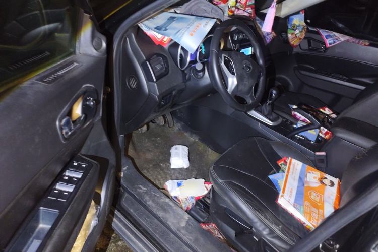 Used GAC Trumpchi GS5 2012 2.0L Manual Two-Wheel-Drive Anniversary Limited Edition Driver Seat