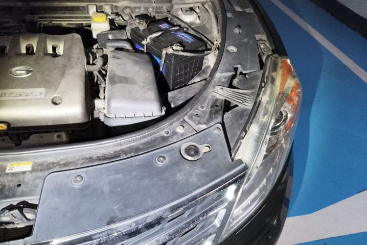 Used GAC Trumpchi GS5 2012 2.0L Manual Two-Wheel Drive Comfort Edition Engine Bay Left