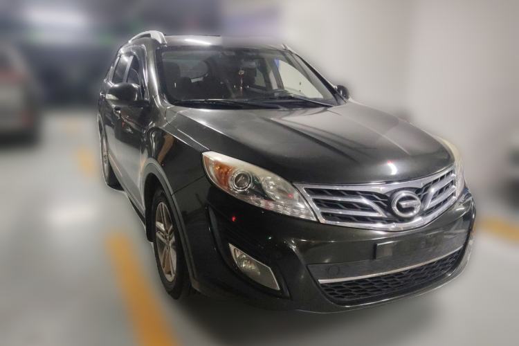 Used GAC Trumpchi GS5 2012 2.0L Manual Two-Wheel-Drive Anniversary Limited Edition Front Right 45 Deg