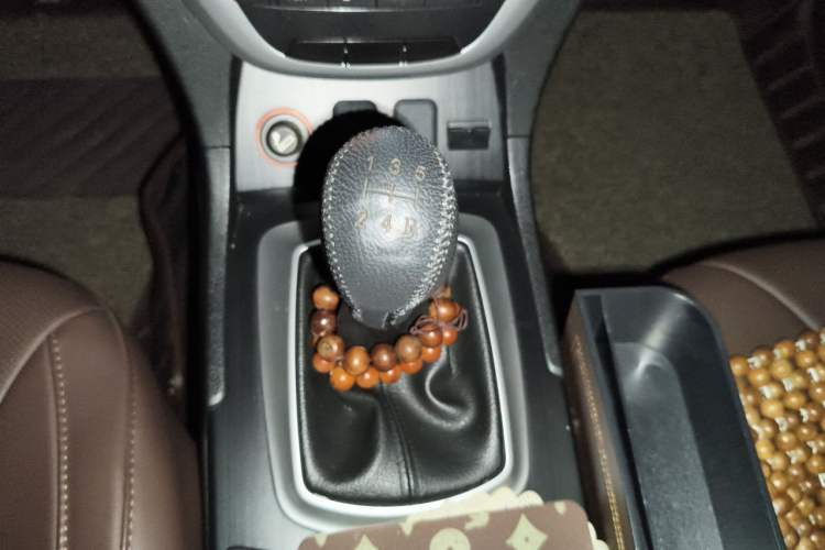 Used GAC Trumpchi GS5 2012 2.0L Manual Two-Wheel Drive Comfort Edition Gear Lever