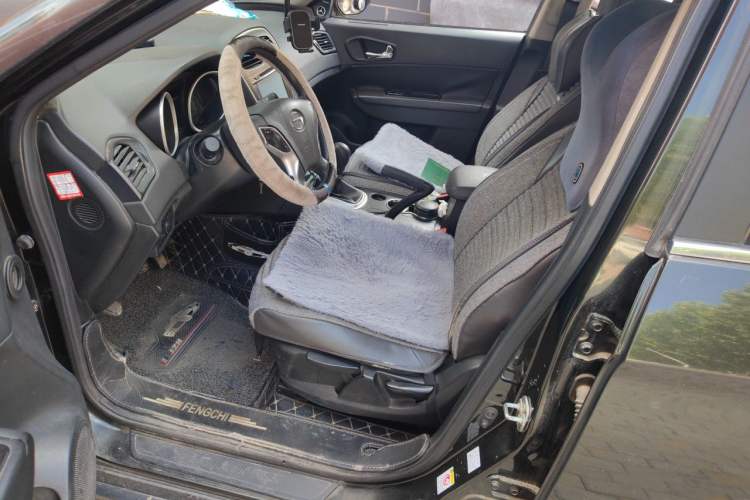 Used GAC Trumpchi GS5 2012 2.0L Manual Two-Wheel Drive Elite ESP Version Left Front Seat