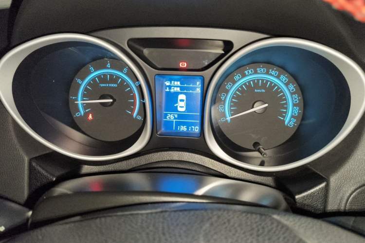 Used GAC Trumpchi GS5 2012 2.0L Manual Two-Wheel Drive Comfort Edition Odometer Close Up