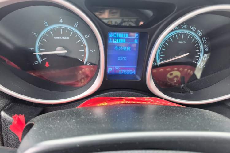 Used GAC Trumpchi GS5 2012 2.0L Automatic Two-Wheel Drive Prestige Edition Odometer Close Up