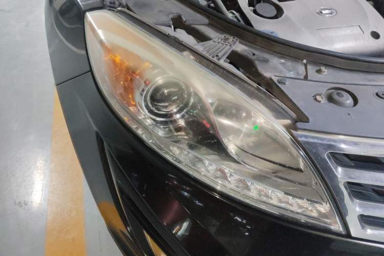 Used GAC Trumpchi GS5 2012 2.0L Manual Two-Wheel-Drive Anniversary Limited Edition Right Front Headlight