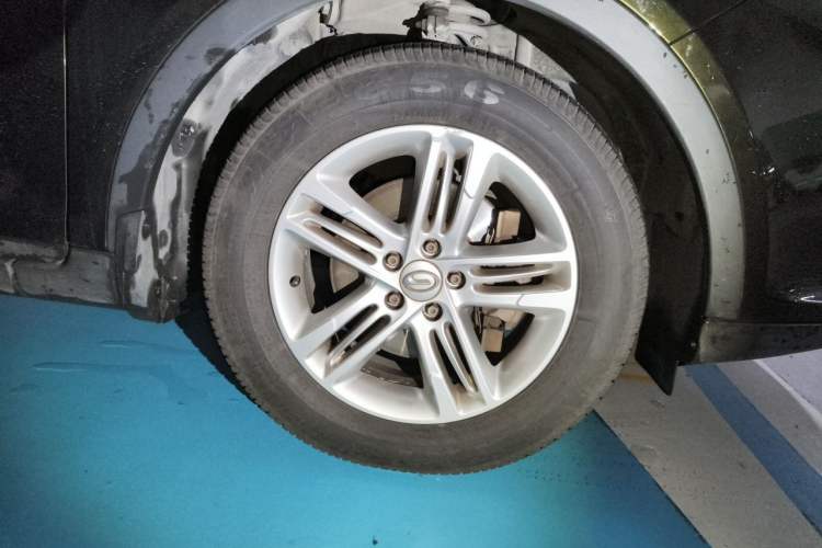 Used GAC Trumpchi GS5 2012 2.0L Manual Two-Wheel Drive Comfort Edition Right Front Wheel Hub