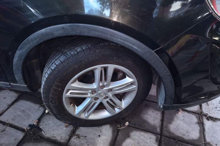 Used GAC Trumpchi GS5 2012 2.0L Manual Two-Wheel Drive Elite Edition Right Front Wheel Hub