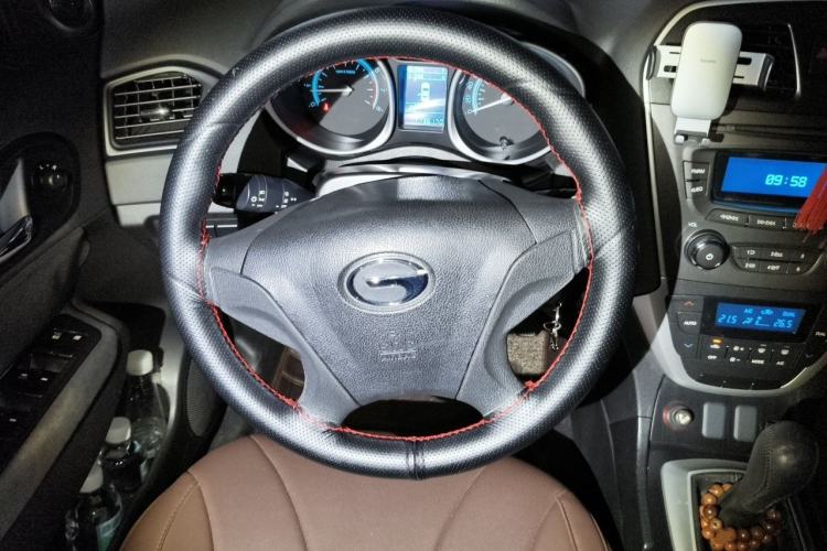 Used GAC Trumpchi GS5 2012 2.0L Manual Two-Wheel Drive Comfort Edition Steering Wheel