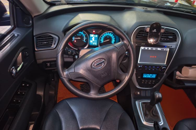 Used GAC Trumpchi GS5 2012 2.0L Manual Two-Wheel Drive Elite Edition Steering Wheel