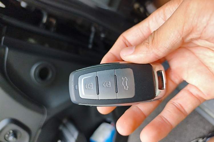 Used GAC Trumpchi GS5 2012 2.0L Automatic Two-Wheel Drive Luxury Edition Vehicle Key