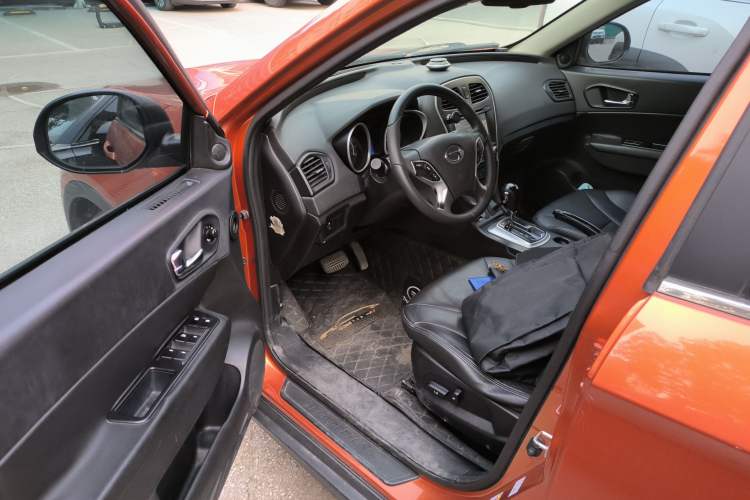 Used GAC Trumpchi GS5 2012 2.0L Automatic Two-Wheel Drive Anniversary Edition Driver Seat