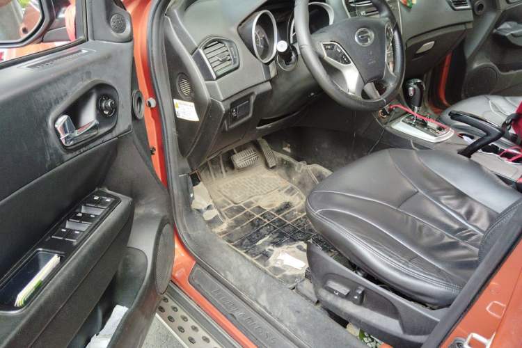 Used GAC Trumpchi GS5 2012 2.0L Automatic Two-Wheel Drive Anniversary Edition Driver Seat