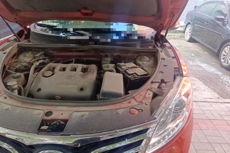 Used GAC Trumpchi GS5 2012 2.0L Automatic Two-Wheel Drive Elite Edition Engine Bay Left