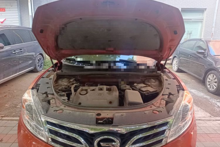Used GAC Trumpchi GS5 2012 2.0L Automatic Two-Wheel Drive Elite Edition Engine Bay