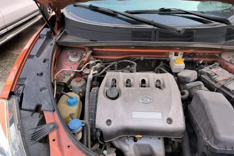 Used GAC Trumpchi GS5 2012 2.0L Automatic Two-Wheel Drive Anniversary Edition Engine Bay Right