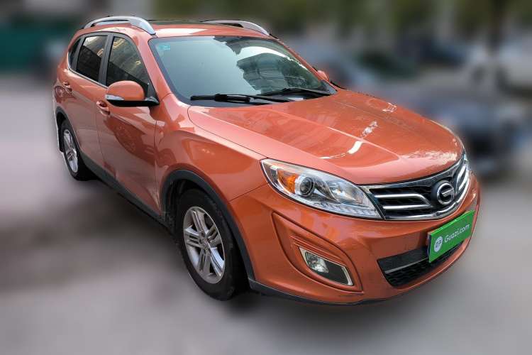 Used GAC Trumpchi GS5 2012 2.0L Automatic Two-Wheel Drive Anniversary Edition Front Right 45 Deg