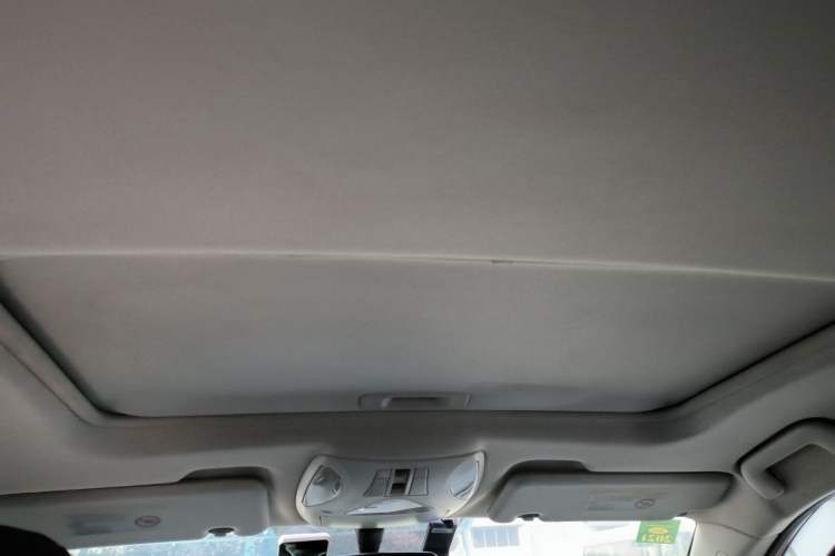 Used GAC Trumpchi GS5 2012 2.0L Automatic Two-Wheel Drive Anniversary Edition Headliner