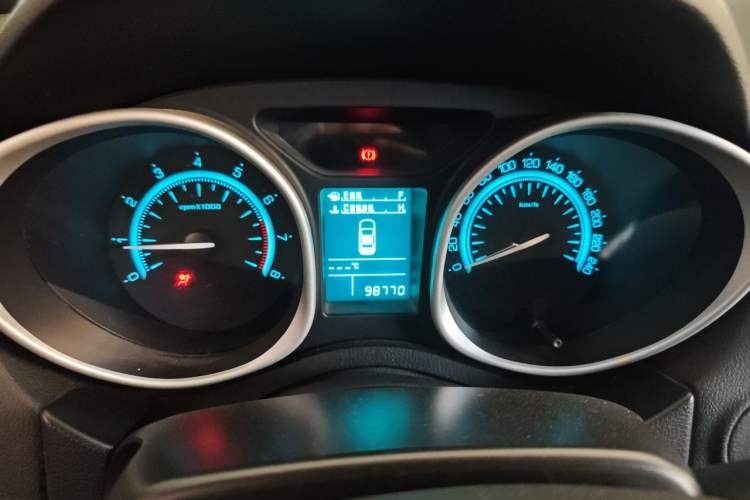 Used GAC Trumpchi GS5 2012 2.0L Manual Two-Wheel Drive Comfort Edition Instrument Cluster