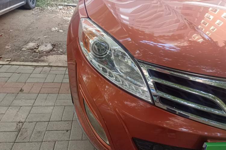 Used GAC Trumpchi GS5 2012 2.0L Automatic Two-Wheel Drive Elite Edition Right Front Headlight