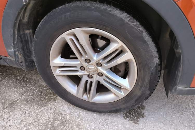 Used GAC Trumpchi GS5 2012 2.0L Automatic Two-Wheel Drive Anniversary Edition Right Front Wheel Hub