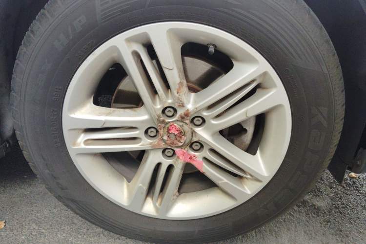 Used GAC Trumpchi GS5 2012 2.0L Automatic Two-Wheel Drive Anniversary Edition Right Front Wheel Hub