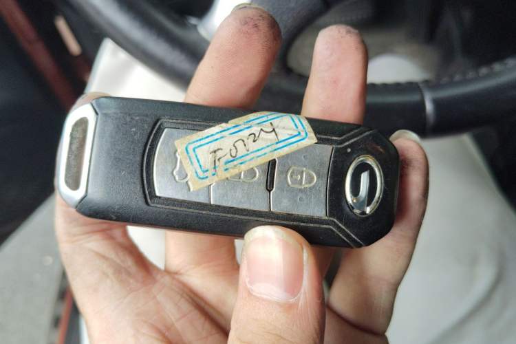 Used GAC Trumpchi GS5 2012 2.0L Automatic Two-Wheel Drive Anniversary Edition Vehicle Key