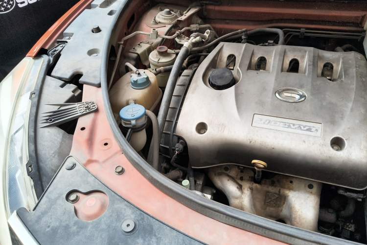 Used GAC Trumpchi GS5 2012 2.0L Manual Two-Wheel Drive Comfort Edition Engine Bay Right