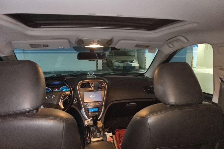 Used GAC Trumpchi GS5 2012 2.0L Automatic Two-Wheel Drive Anniversary Edition Headliner