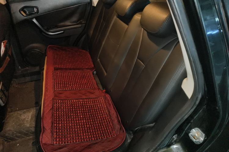 Used GAC Trumpchi GS5 2012 2.0L Automatic Two-Wheel Drive Anniversary Edition Left Rear Seat