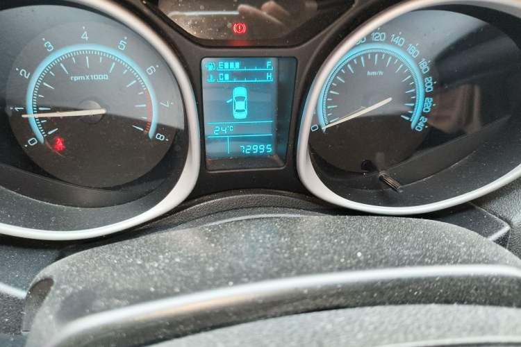 Used GAC Trumpchi GS5 2012 2.0L Manual Two-Wheel Drive Comfort Edition Odometer Close Up